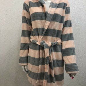 Xhilaration Women's Robe
